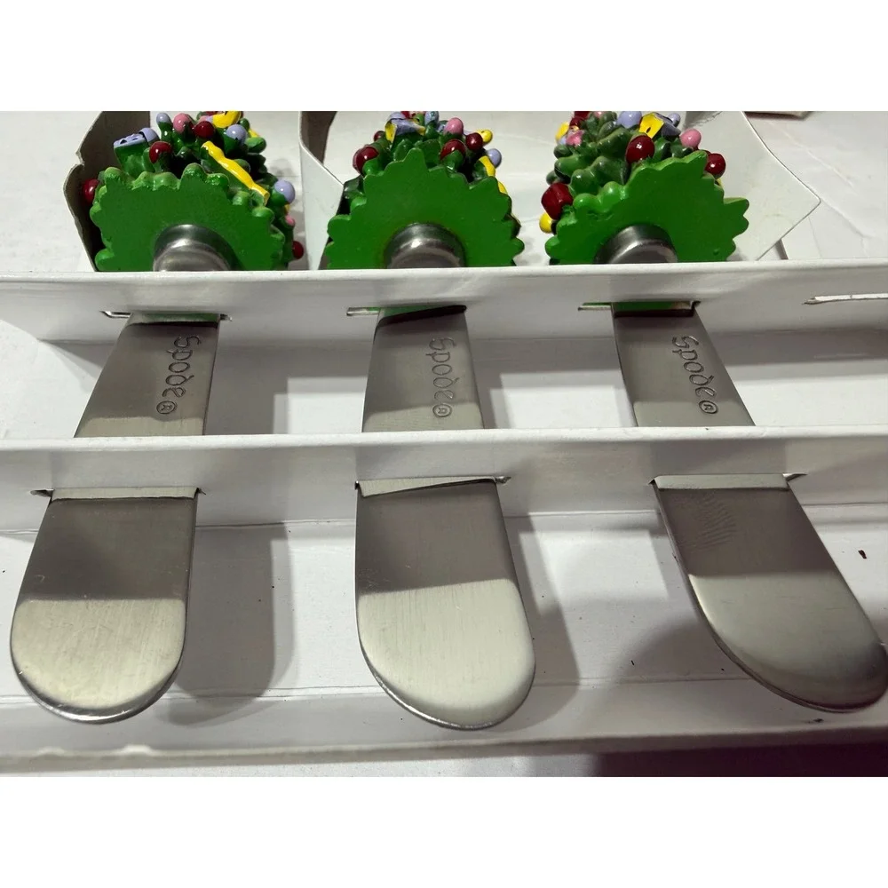 Spode Christmas Tree Canape Knives Set of 3 Stainless Steel Santa Spreaders Box